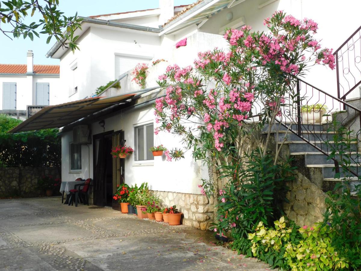קרק Apartments Marica מראה חיצוני תמונה