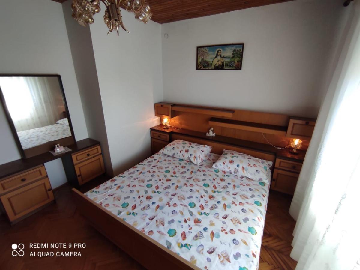 קרק Apartments Marica מראה חיצוני תמונה