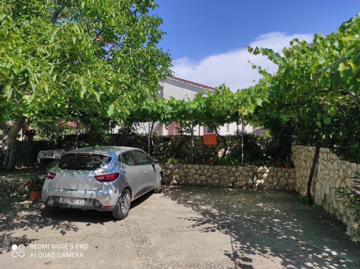 קרק Apartments Marica מראה חיצוני תמונה